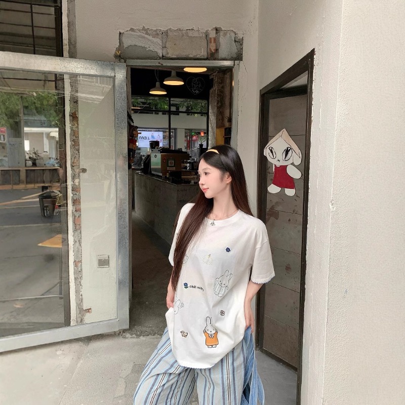 Camiseta Blanca de Manga Corta - Summer Away Clothing reseña y precio